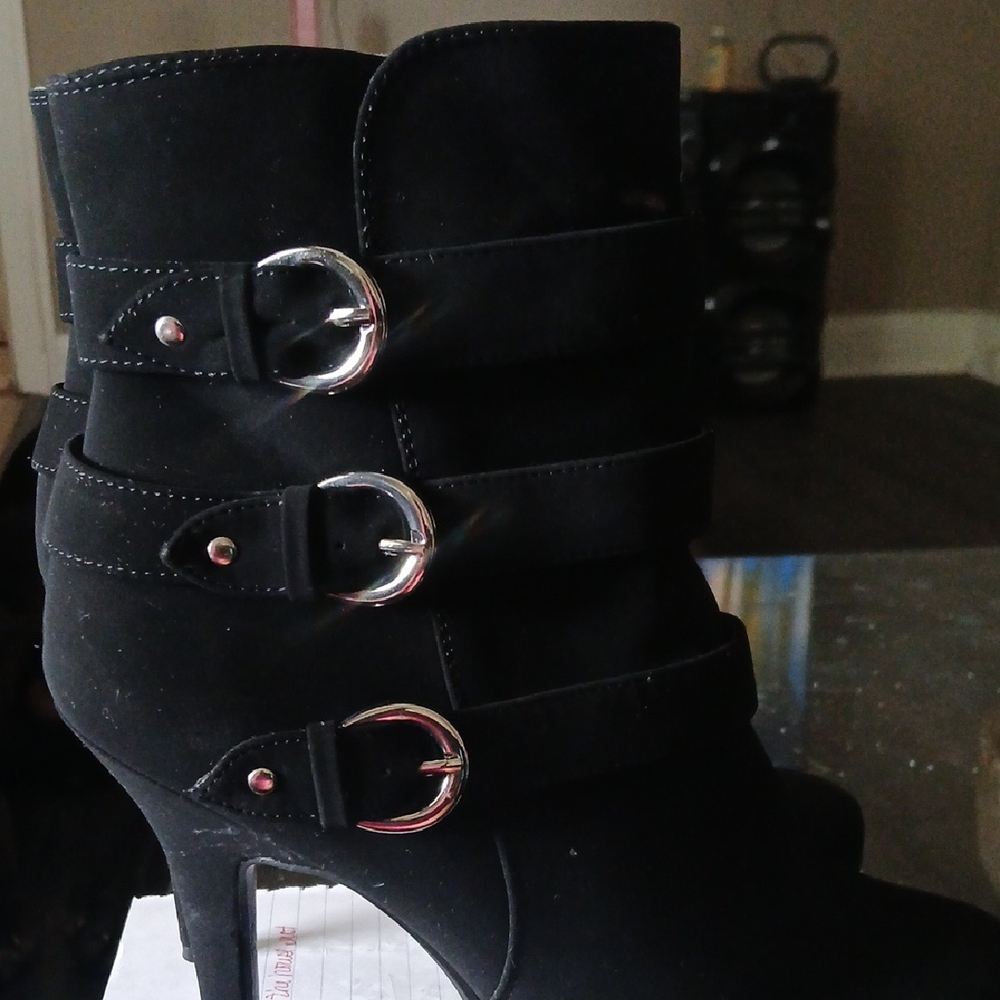 Sleek Black Ankle Booties with Buckle Straps